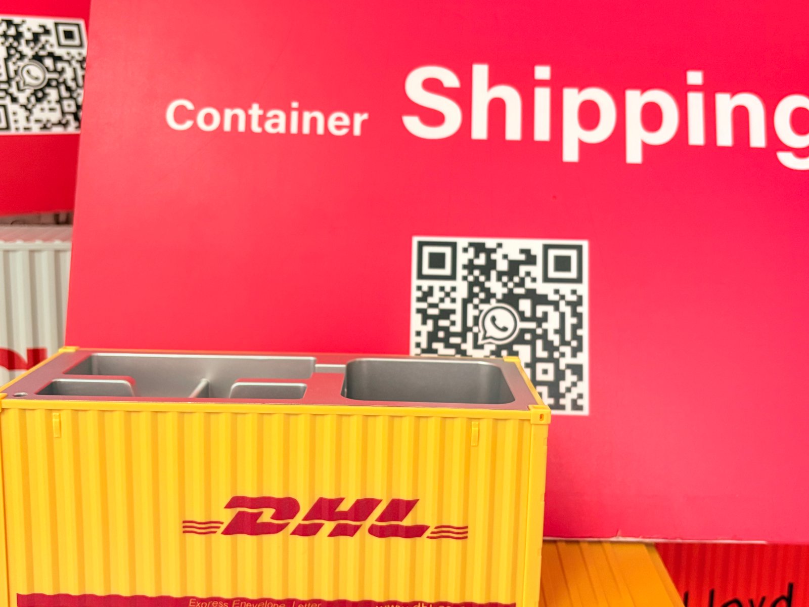 dhl